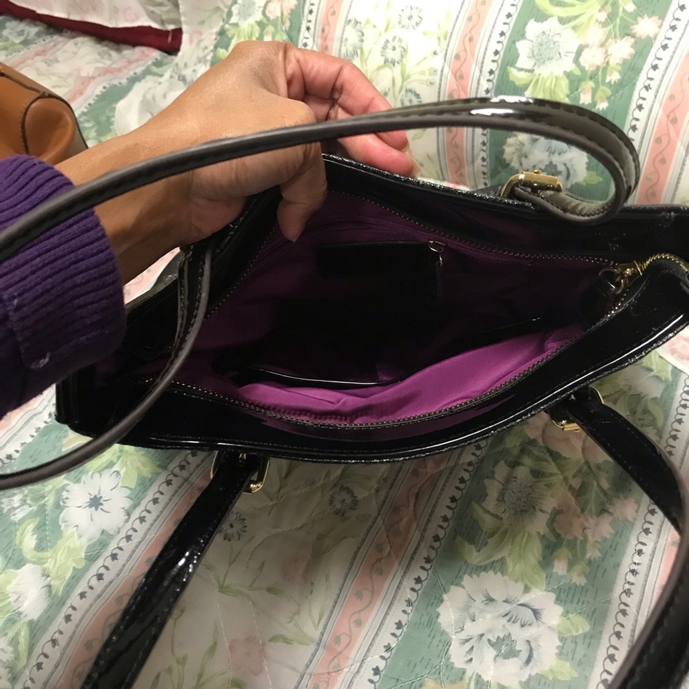 Handbag - Picture 3 of 3